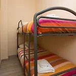 3 Bedrooms Apartment In The Historic Center By The River